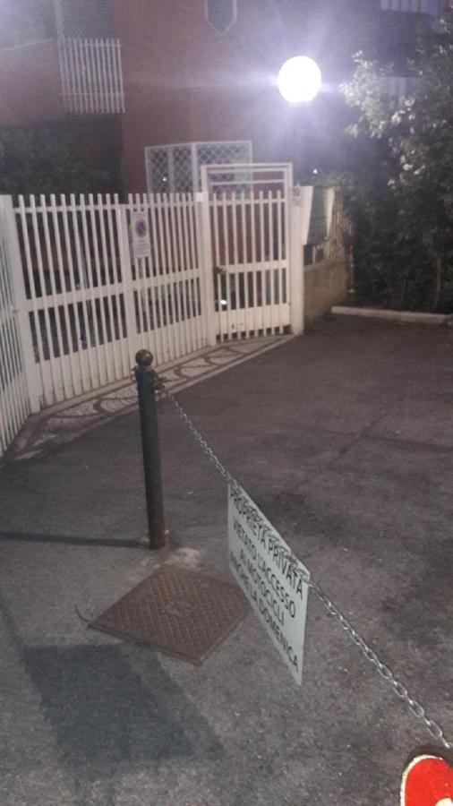 Cozy Flat In Trastevere Rome Exterior photo